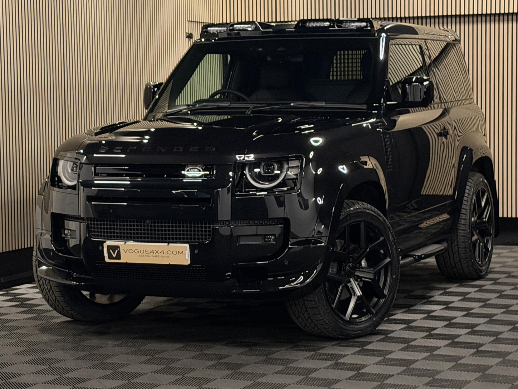 Land Rover Defender 90 3.0 D250 MHEV X-Dynamic HSE Hard Top SUV 3dr Diesel Auto 4WD SWB Euro 6 (s/s) (249 ps)