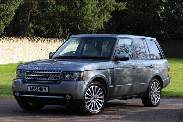 Land Rover Range Rover 4.4 TDV8 VOGUE SE - 20INCH WHEELS - EXTREMELY WELL CARED FOR EXAMPLE 