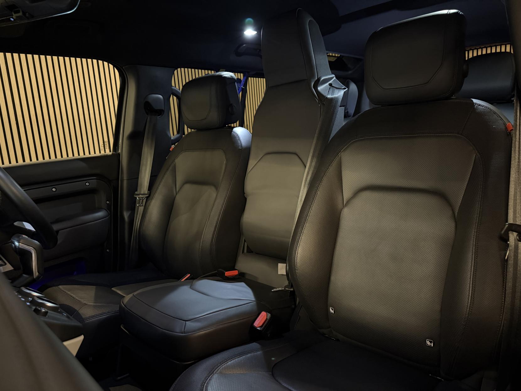 Land Rover Defender 110 3.0 D300 MHEV X-Dynamic HSE Hard Top SUV 5dr Diesel Auto 4WD MWB Euro 6 (s/s) (300 ps)