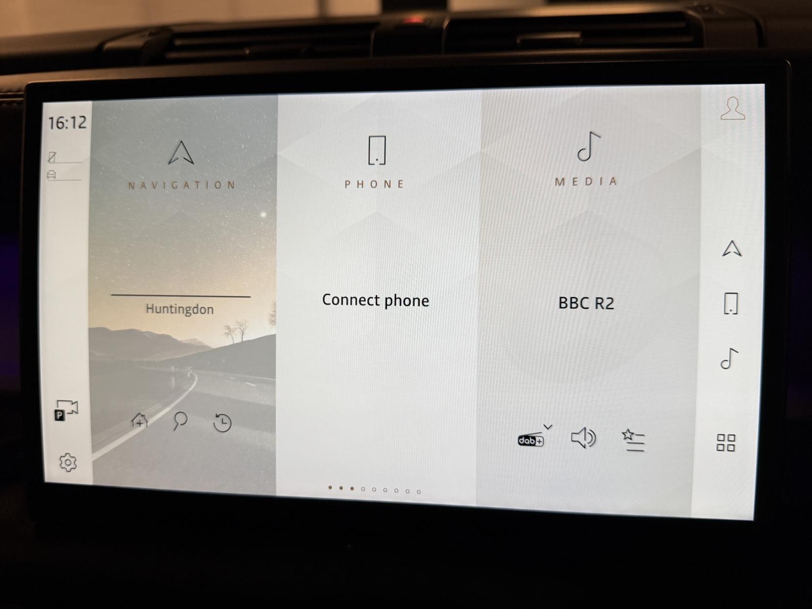 Land Rover Defender 110 3.0 D300 MHEV X-Dynamic HSE Hard Top SUV 5dr Diesel Auto 4WD MWB Euro 6 (s/s) (300 ps)