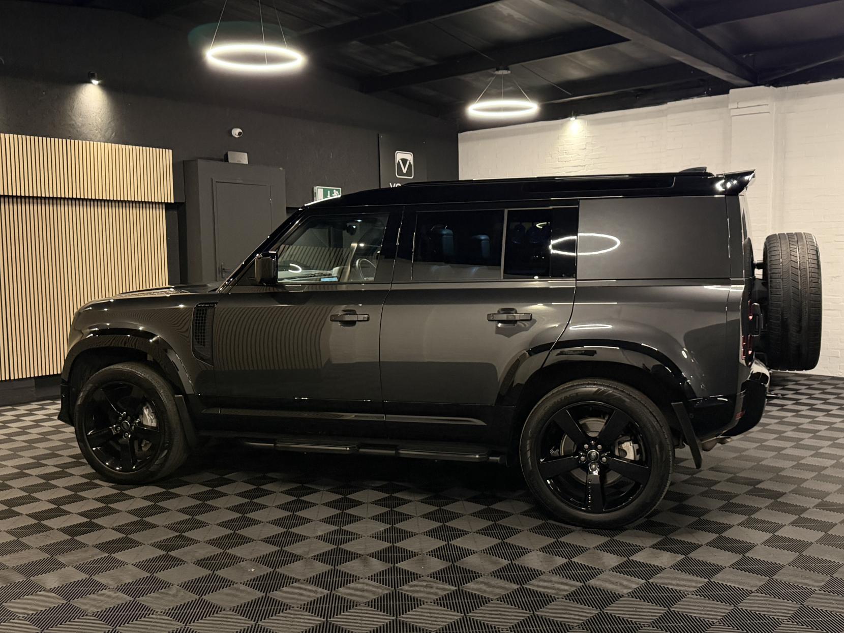 Land Rover Defender 110 3.0 D300 MHEV X-Dynamic HSE Hard Top SUV 5dr Diesel Auto 4WD MWB Euro 6 (s/s) (300 ps)