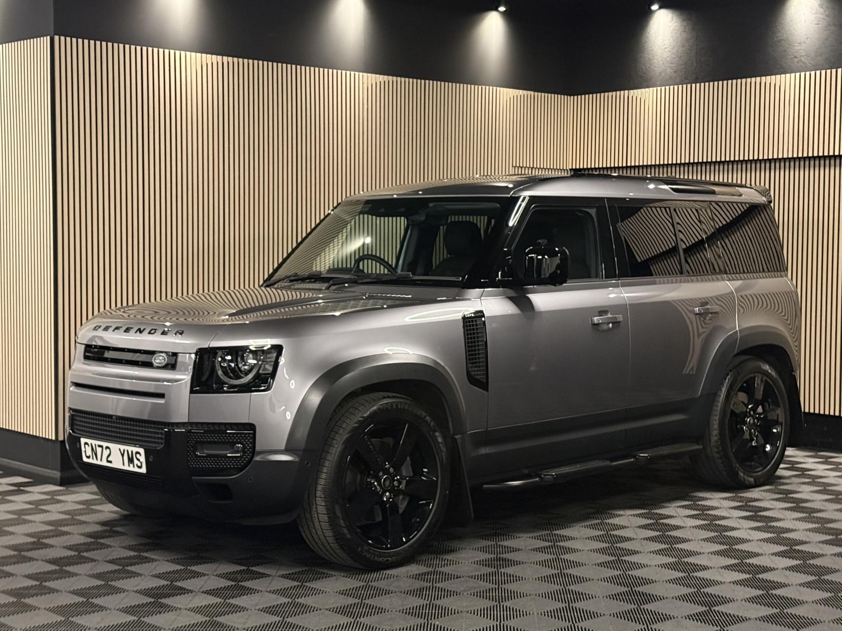 Land Rover Defender 110 3.0 D250 MHEV SE Hard Top SUV 5dr Diesel Auto 4WD MWB Euro 6 (s/s) (250 ps)