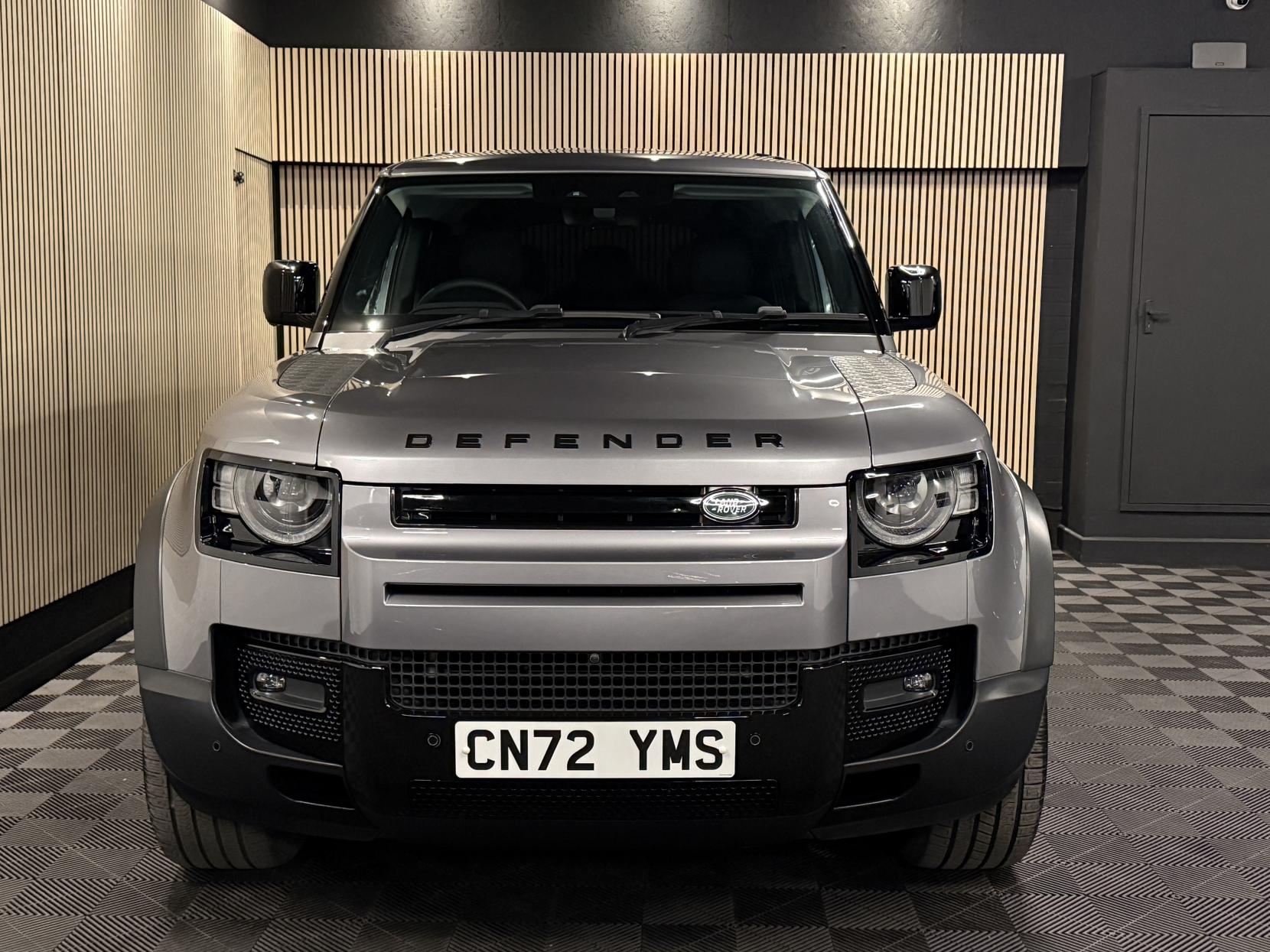 Land Rover Defender 110 3.0 D250 MHEV SE Hard Top SUV 5dr Diesel Auto 4WD MWB Euro 6 (s/s) (250 ps)
