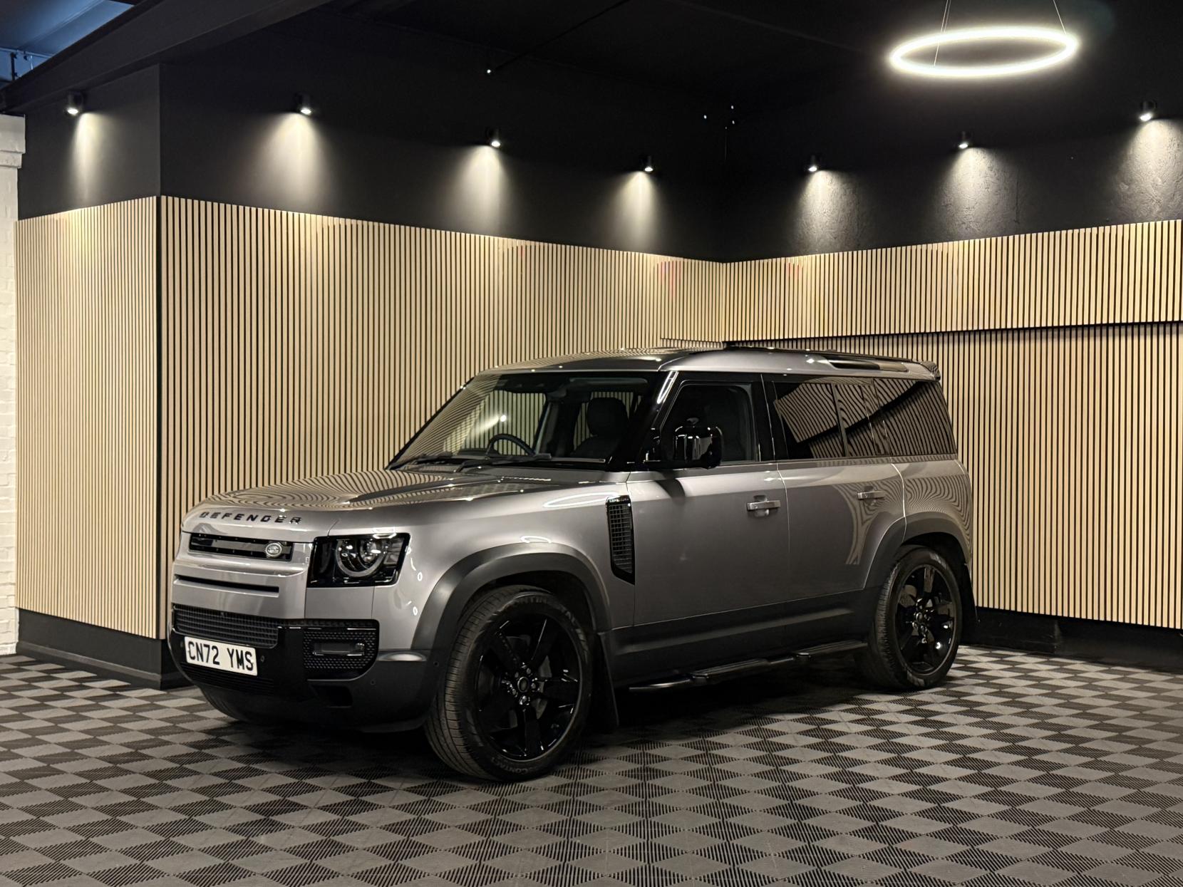 Land Rover Defender 110 3.0 D250 MHEV SE Hard Top SUV 5dr Diesel Auto 4WD MWB Euro 6 (s/s) (250 ps)