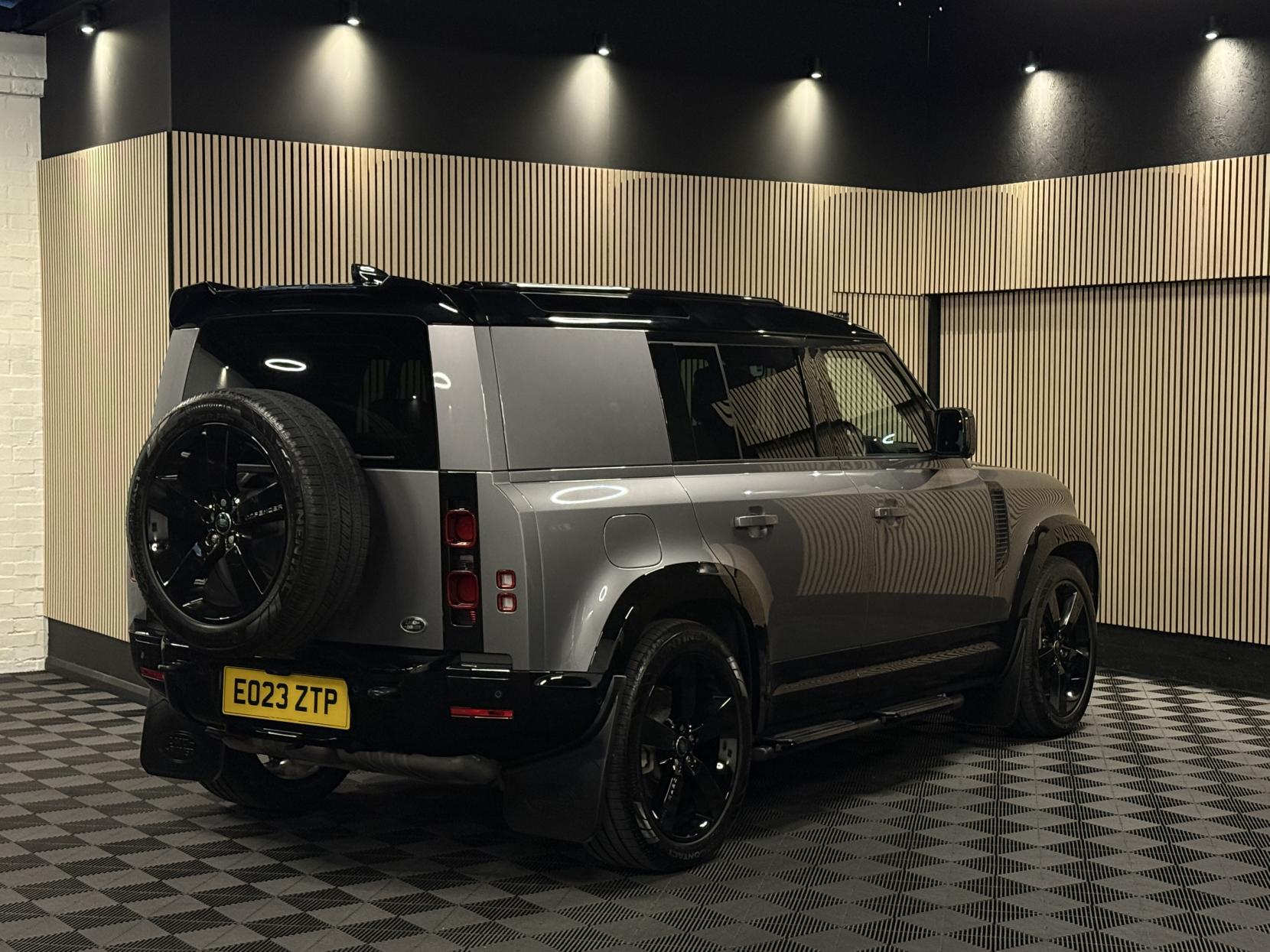 Land Rover Defender 110 3.0 D300 MHEV X-Dynamic HSE Hard Top SUV 5dr Diesel Auto 4WD MWB Euro 6 (s/s) (300 ps)