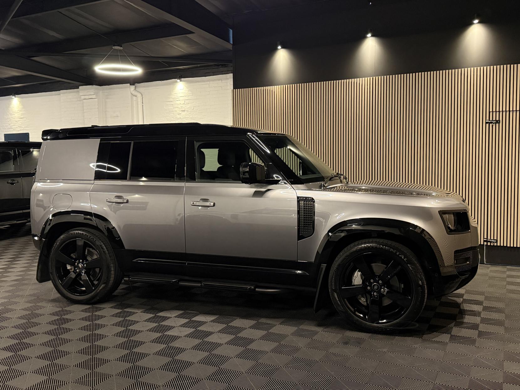 Land Rover Defender 110 3.0 D300 MHEV X-Dynamic HSE Hard Top SUV 5dr Diesel Auto 4WD MWB Euro 6 (s/s) (300 ps)