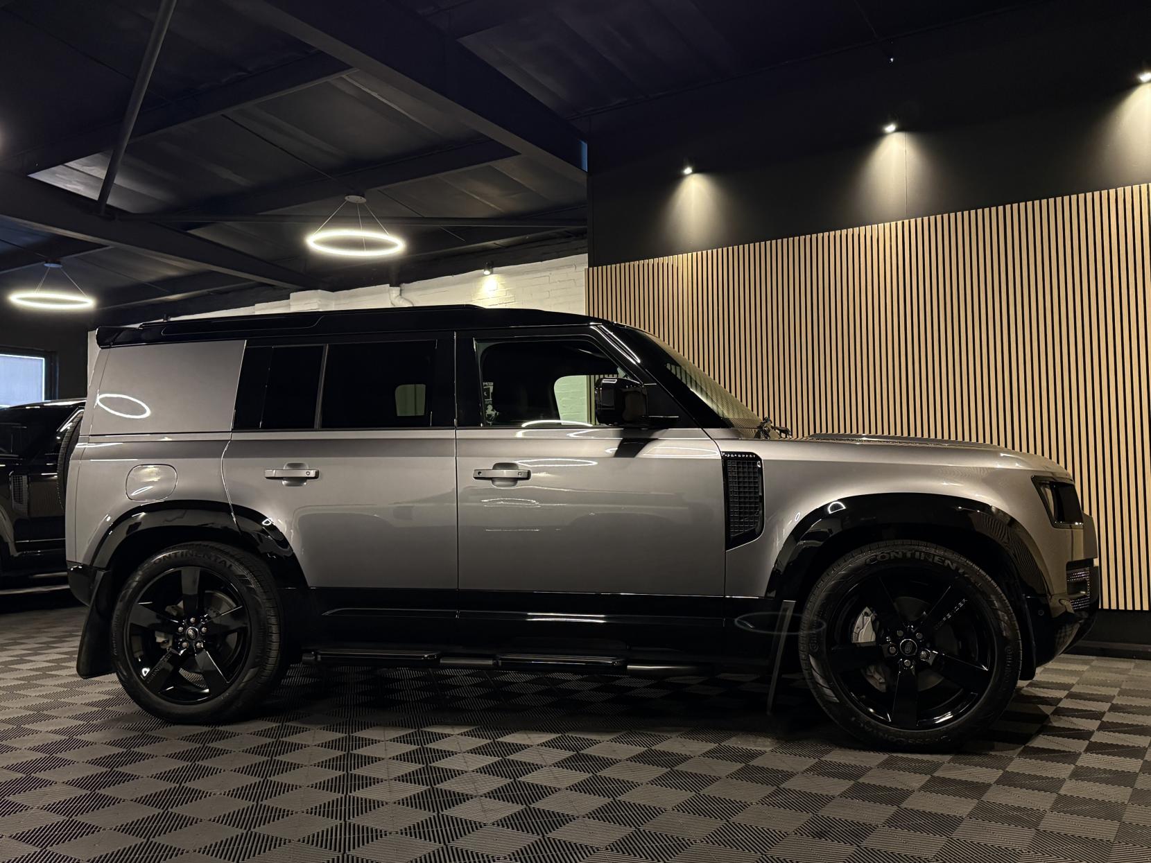 Land Rover Defender 110 3.0 D300 MHEV X-Dynamic HSE Hard Top SUV 5dr Diesel Auto 4WD MWB Euro 6 (s/s) (300 ps)