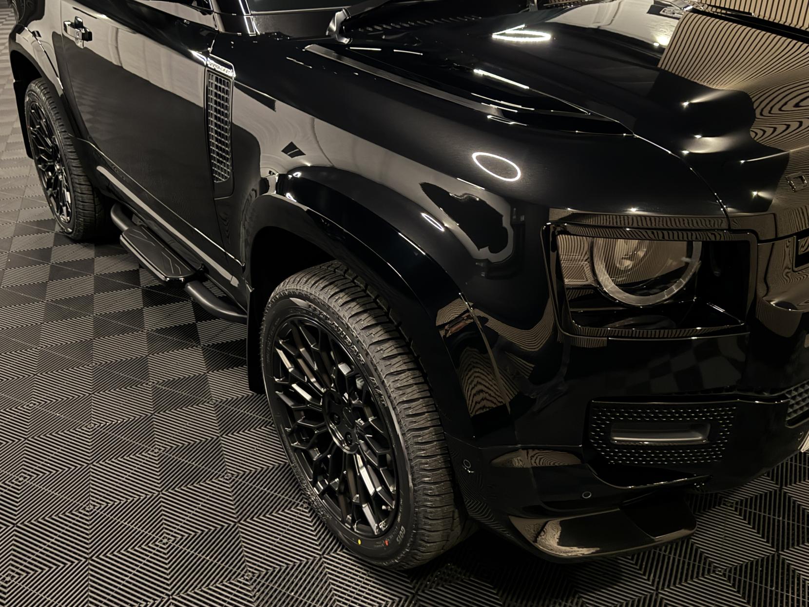 Land Rover Defender 90 3.0 D250 MHEV S Hard Top SUV 3dr Diesel Auto 4WD SWB Euro 6 (s/s) (249 ps)