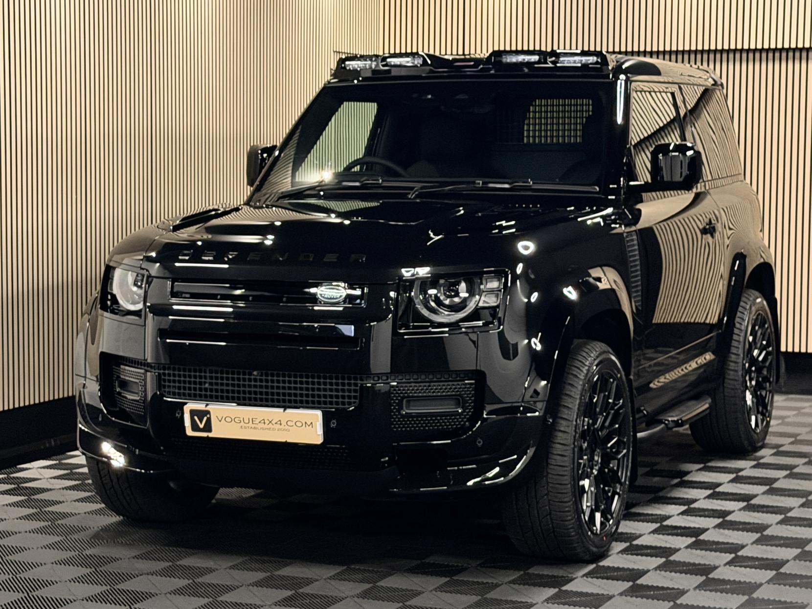 Land Rover Defender 90 3.0 D250 MHEV S Hard Top SUV 3dr Diesel Auto 4WD SWB Euro 6 (s/s) (249 ps)