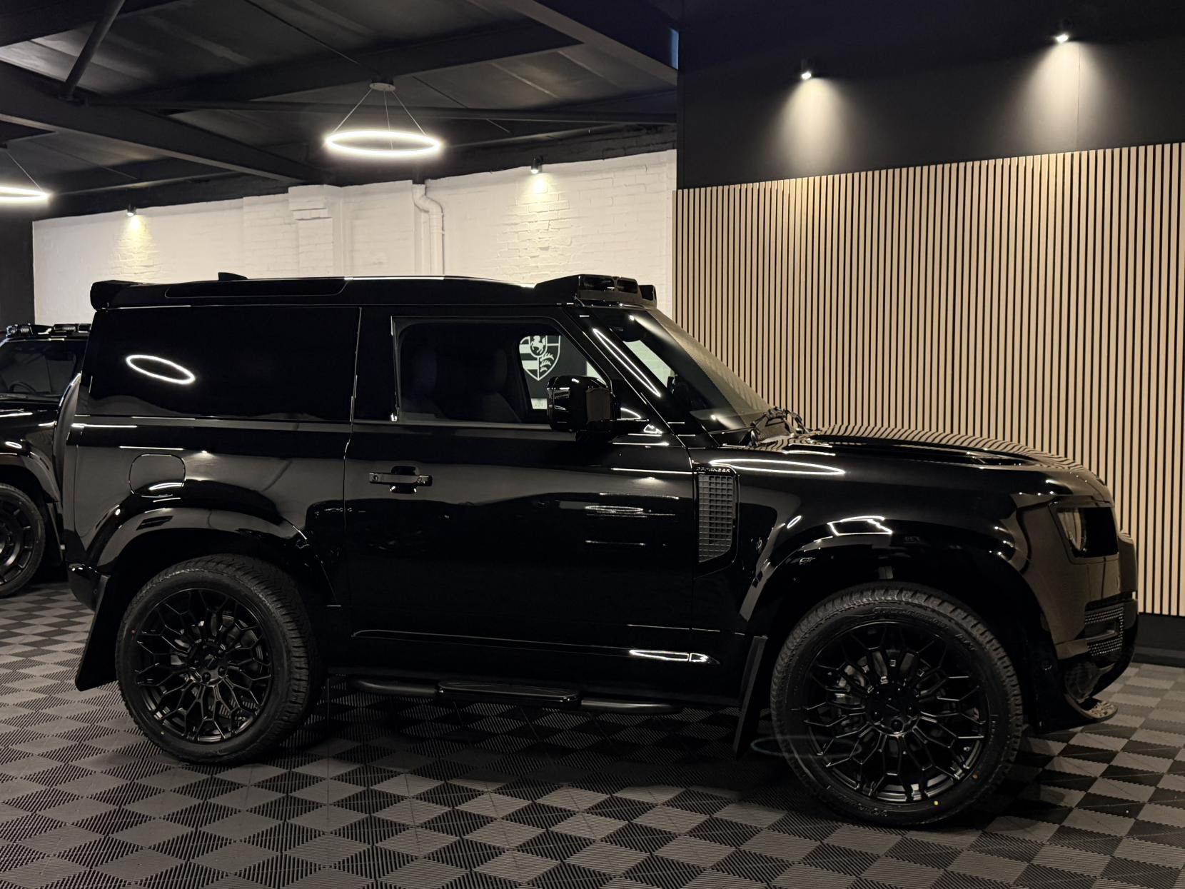 Land Rover Defender 90 3.0 D250 MHEV S Hard Top SUV 3dr Diesel Auto 4WD SWB Euro 6 (s/s) (249 ps)