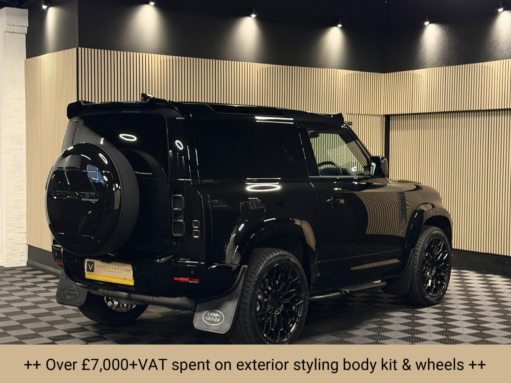 Land Rover Defender 90 3.0 D250 MHEV S Hard Top SUV 3dr Diesel Auto 4WD SWB Euro 6 (s/s) (249 ps)