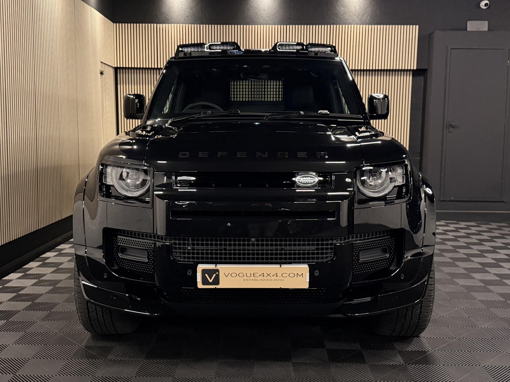 Land Rover Defender 90 3.0 D250 MHEV S Hard Top SUV 3dr Diesel Auto 4WD SWB Euro 6 (s/s) (249 ps)