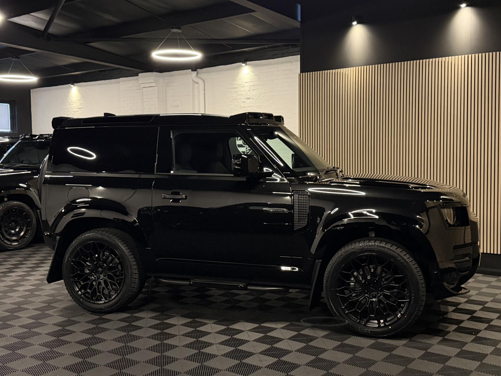 Land Rover Defender 90 3.0 D250 MHEV S Hard Top SUV 3dr Diesel Auto 4WD SWB Euro 6 (s/s) (249 ps)
