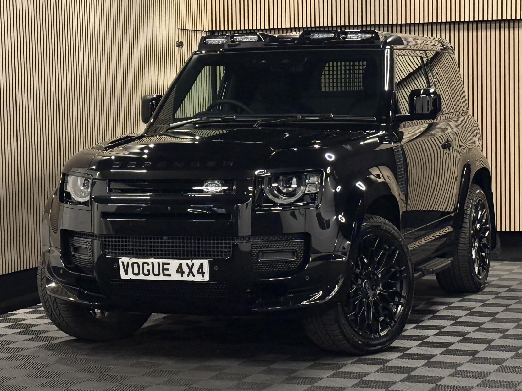 Land Rover Defender 90 3.0 D250 MHEV X-Dynamic SE Hard Top SUV 3dr Diesel Auto 4WD SWB Euro 6 (s/s) (249 ps)