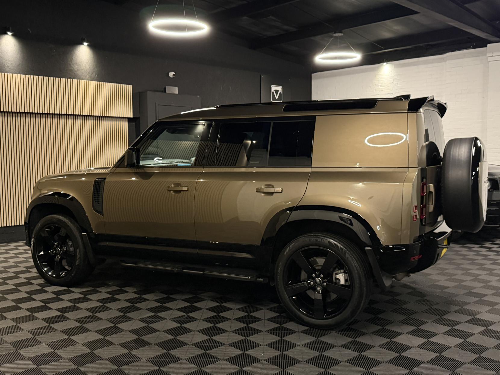 Land Rover Defender 110 3.0 D300 MHEV X-Dynamic HSE Hard Top SUV 5dr Diesel Auto 4WD MWB Euro 6 (s/s) (300 ps)