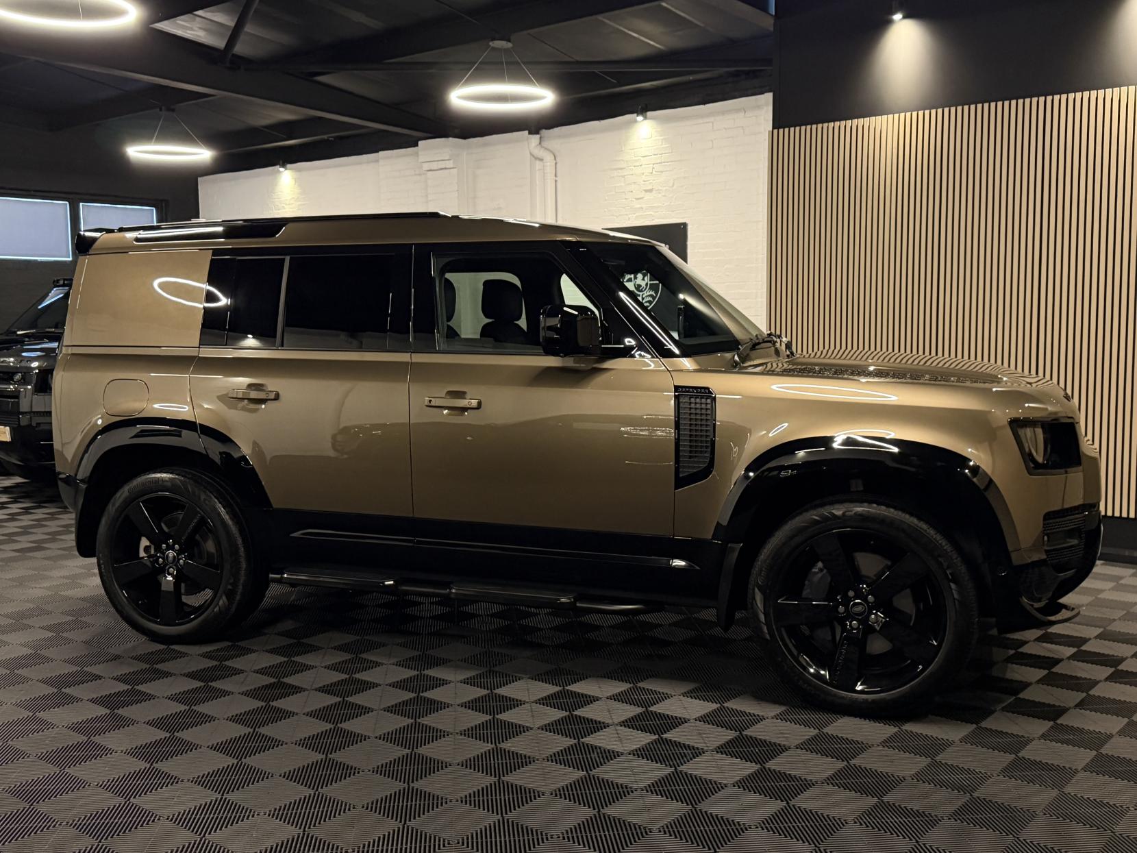 Land Rover Defender 110 3.0 D300 MHEV X-Dynamic HSE Hard Top SUV 5dr Diesel Auto 4WD MWB Euro 6 (s/s) (300 ps)