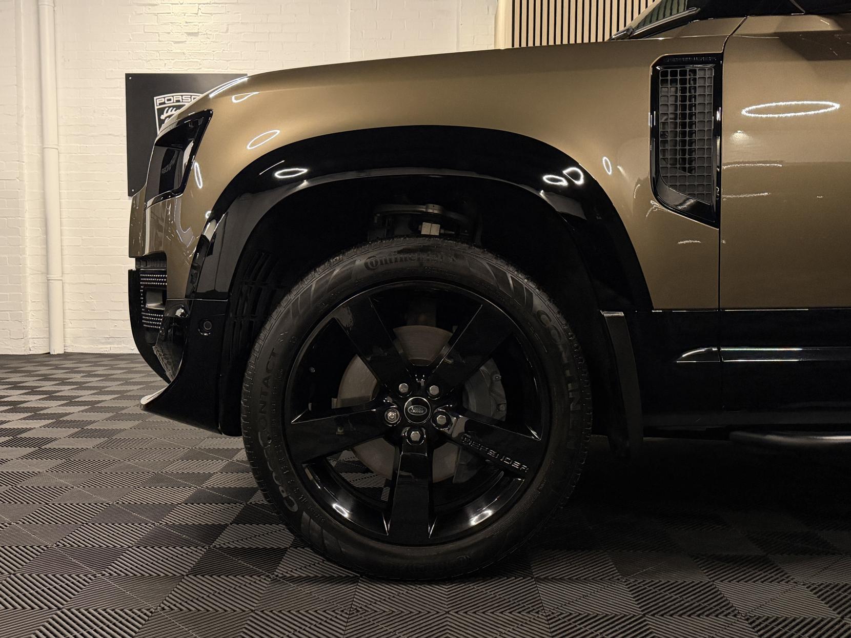 Land Rover Defender 110 3.0 D300 MHEV X-Dynamic HSE Hard Top SUV 5dr Diesel Auto 4WD MWB Euro 6 (s/s) (300 ps)