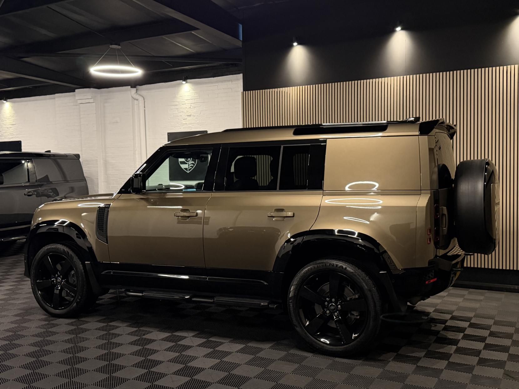 Land Rover Defender 110 3.0 D300 MHEV X-Dynamic HSE Hard Top SUV 5dr Diesel Auto 4WD MWB Euro 6 (s/s) (300 ps)