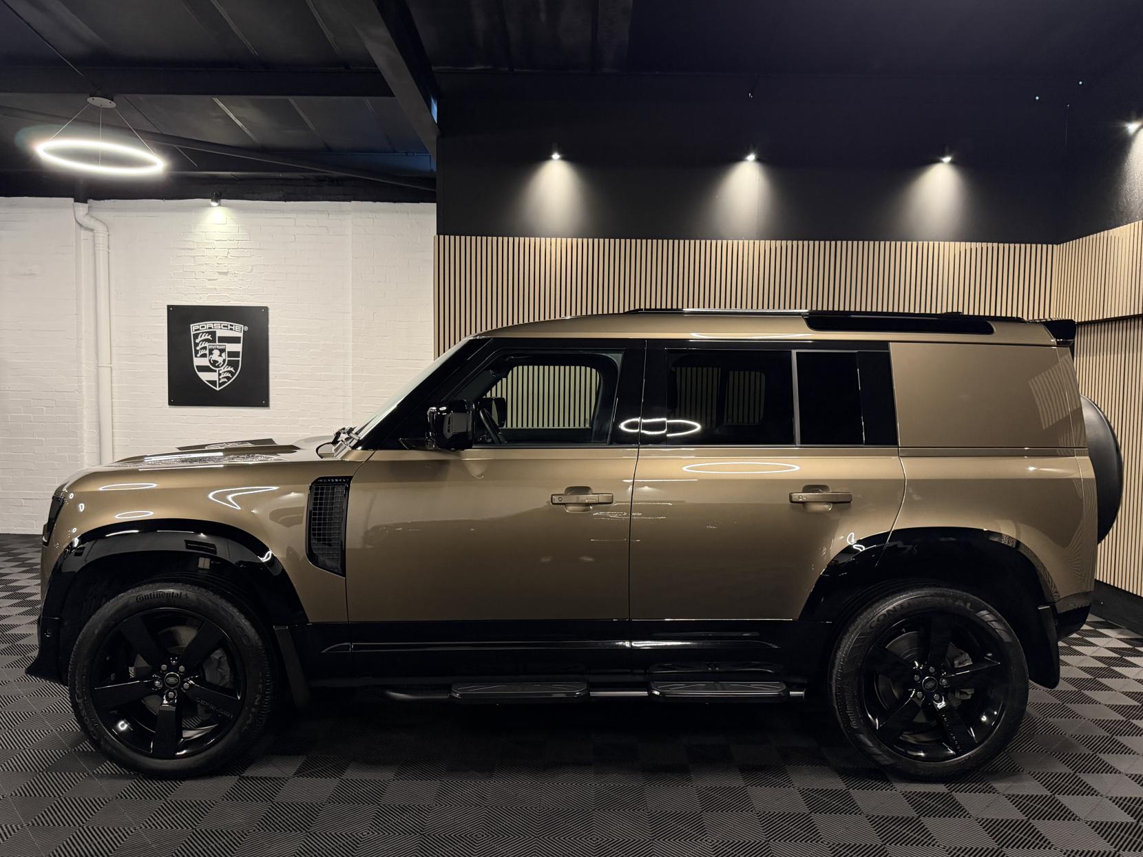 Land Rover Defender 110 3.0 D300 MHEV X-Dynamic HSE Hard Top SUV 5dr Diesel Auto 4WD MWB Euro 6 (s/s) (300 ps)