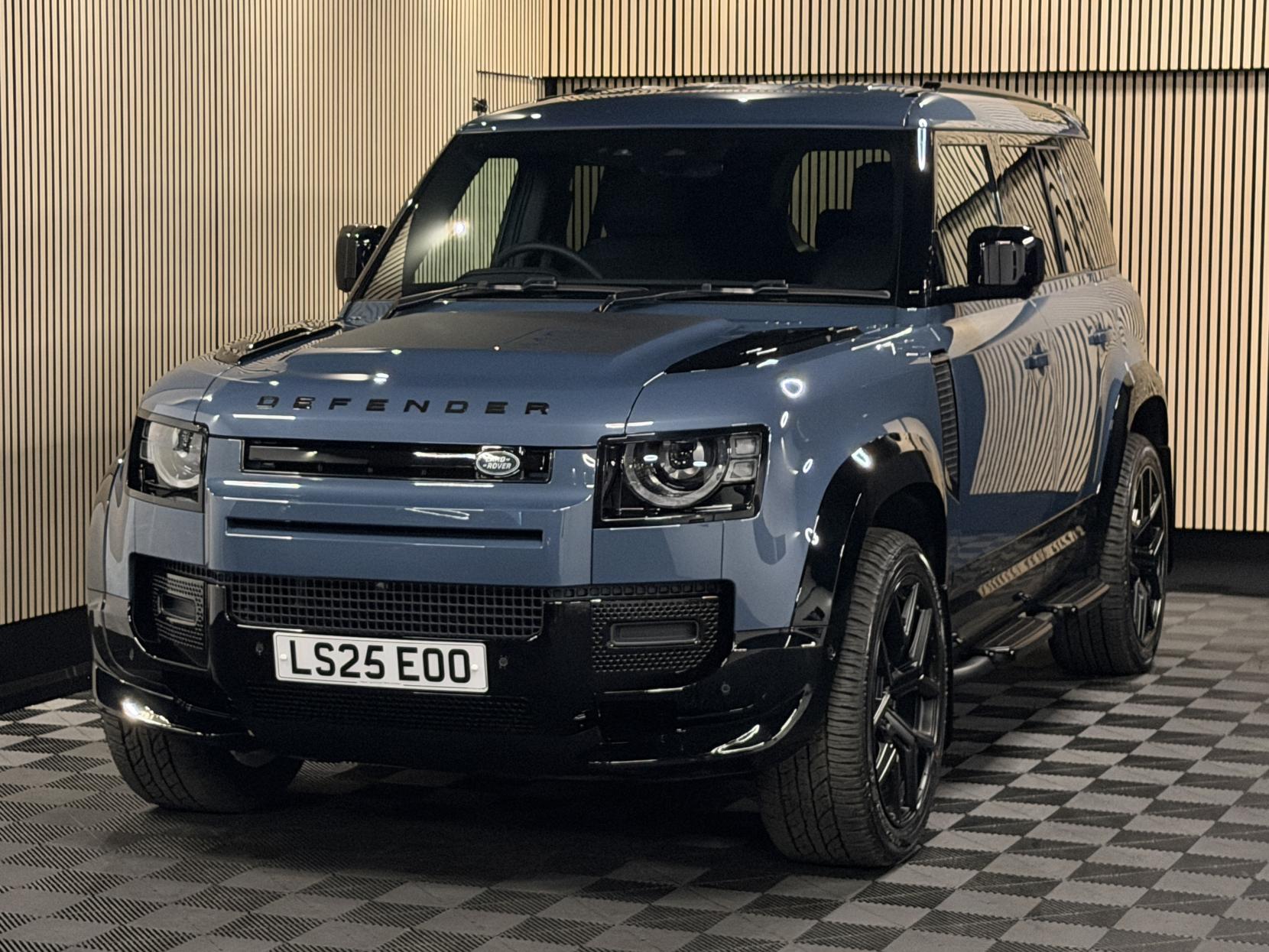 Land Rover Defender 110 3.0 D250 MHEV S Hard Top SUV 5dr Diesel Auto 4WD MWB Euro 6 (s/s) (250 ps)
