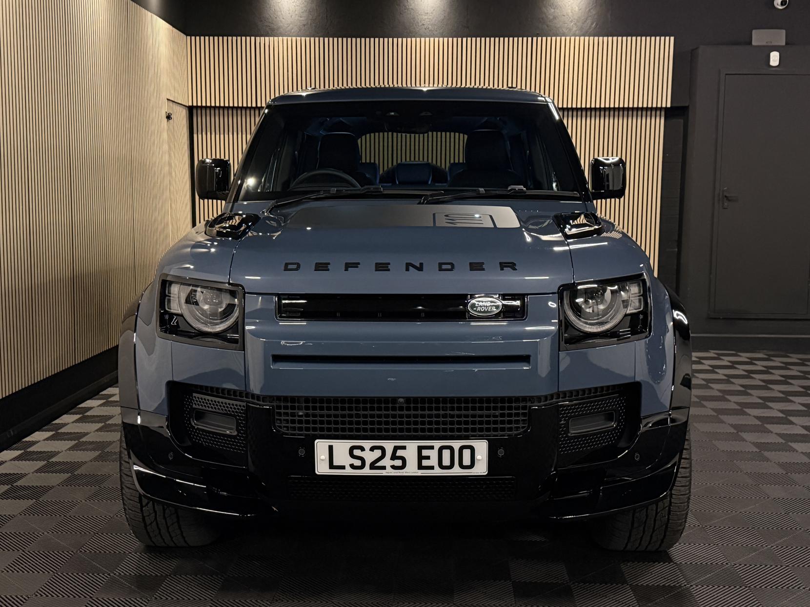 Land Rover Defender 110 3.0 D250 MHEV S Hard Top SUV 5dr Diesel Auto 4WD MWB Euro 6 (s/s) (250 ps)