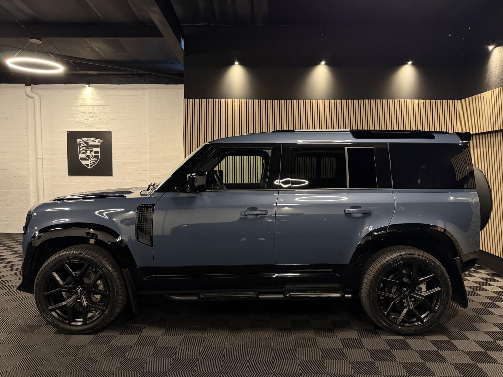 Land Rover Defender 110 3.0 D250 MHEV S Hard Top SUV 5dr Diesel Auto 4WD MWB Euro 6 (s/s) (250 ps)