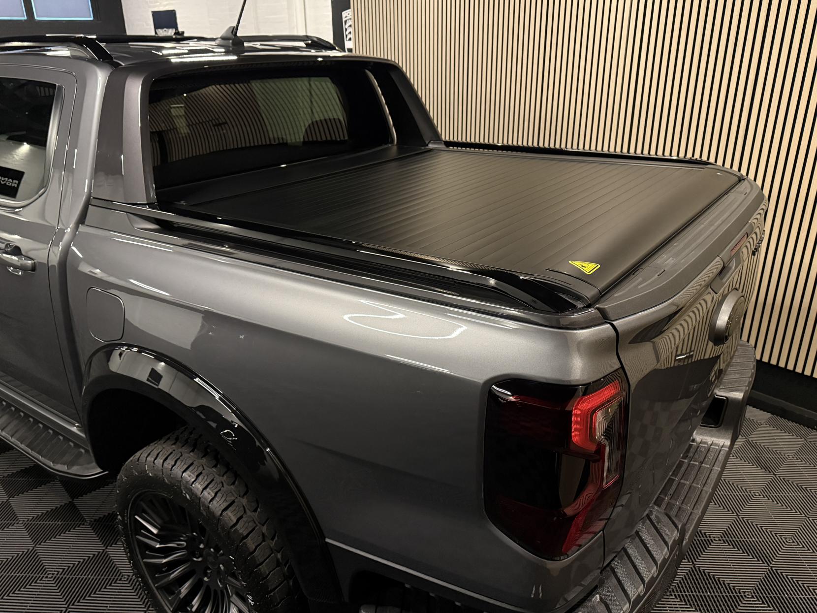 Ford Ranger 2.0 TD EcoBlue Wildtrak Pickup Double Cab 4dr Diesel Auto 4WD Euro 6 (s/s) (205 ps)