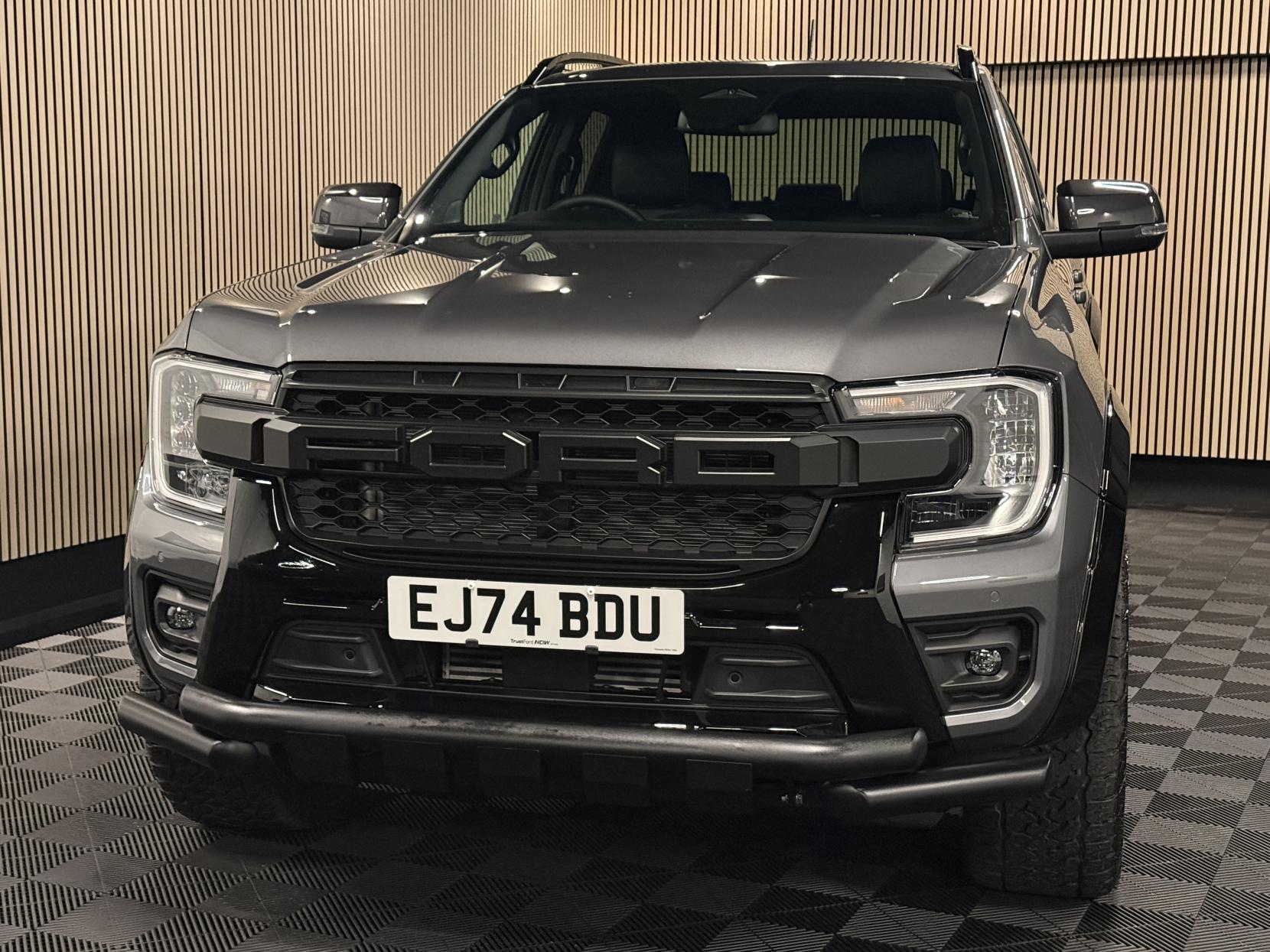 Ford Ranger 2.0 TD EcoBlue Wildtrak Pickup Double Cab 4dr Diesel Auto 4WD Euro 6 (s/s) (205 ps)