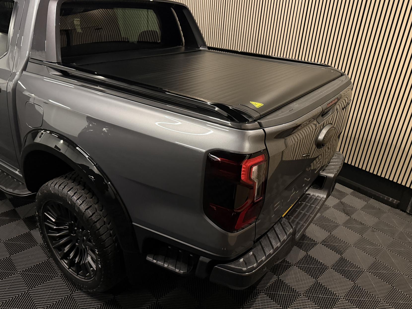 Ford Ranger 2.0 TD EcoBlue Wildtrak Pickup Double Cab 4dr Diesel Auto 4WD Euro 6 (s/s) (205 ps)