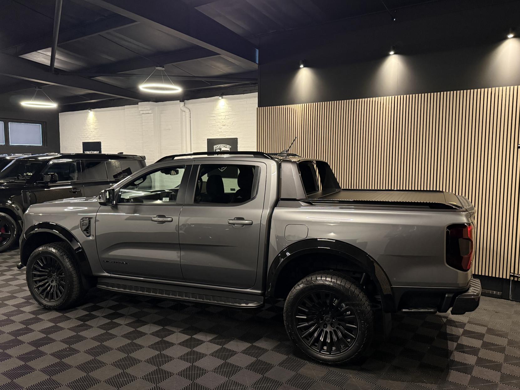 Ford Ranger 2.0 TD EcoBlue Wildtrak Pickup Double Cab 4dr Diesel Auto 4WD Euro 6 (s/s) (205 ps)