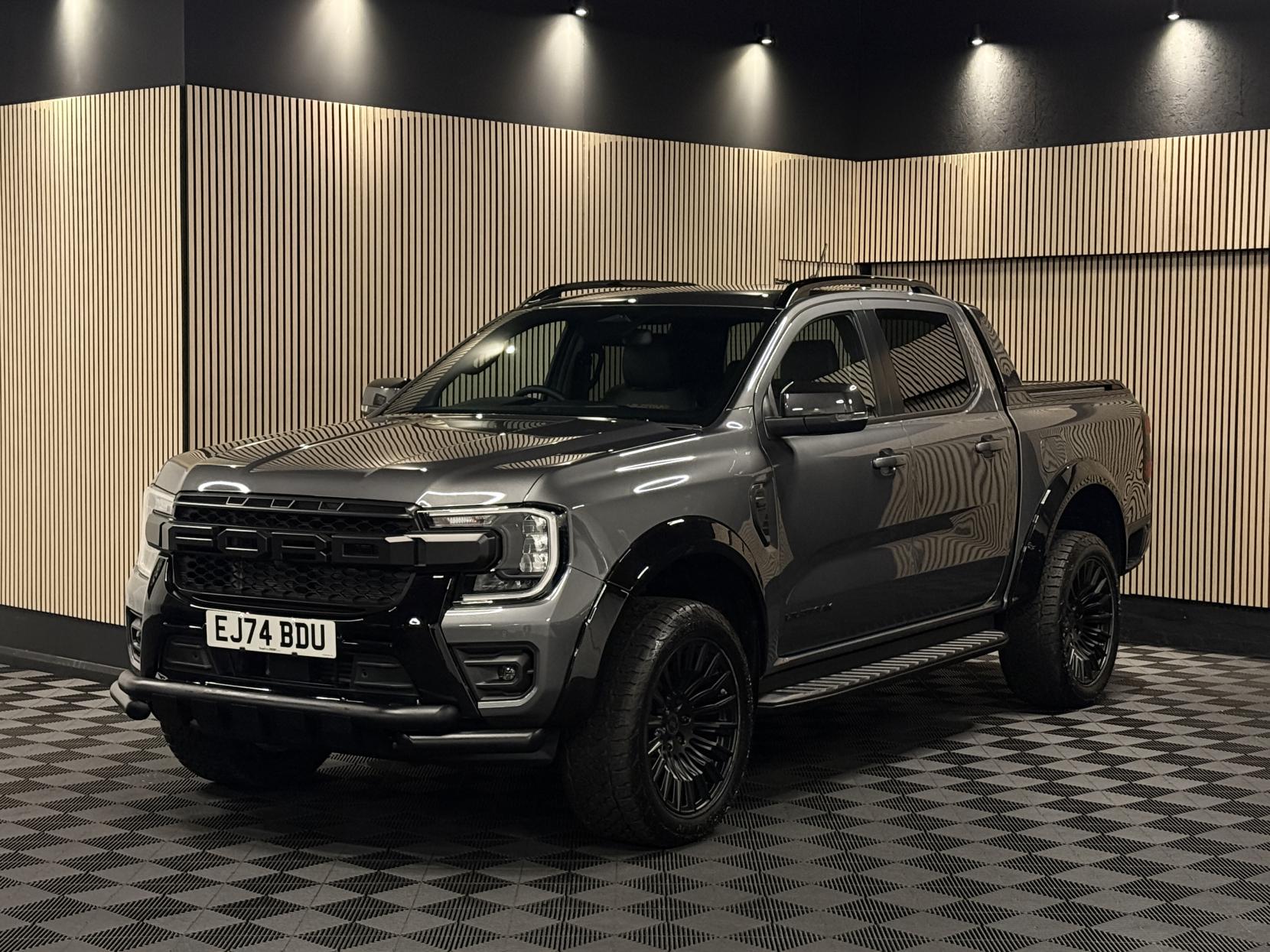 Ford Ranger 2.0 TD EcoBlue Wildtrak Pickup Double Cab 4dr Diesel Auto 4WD Euro 6 (s/s) (205 ps)