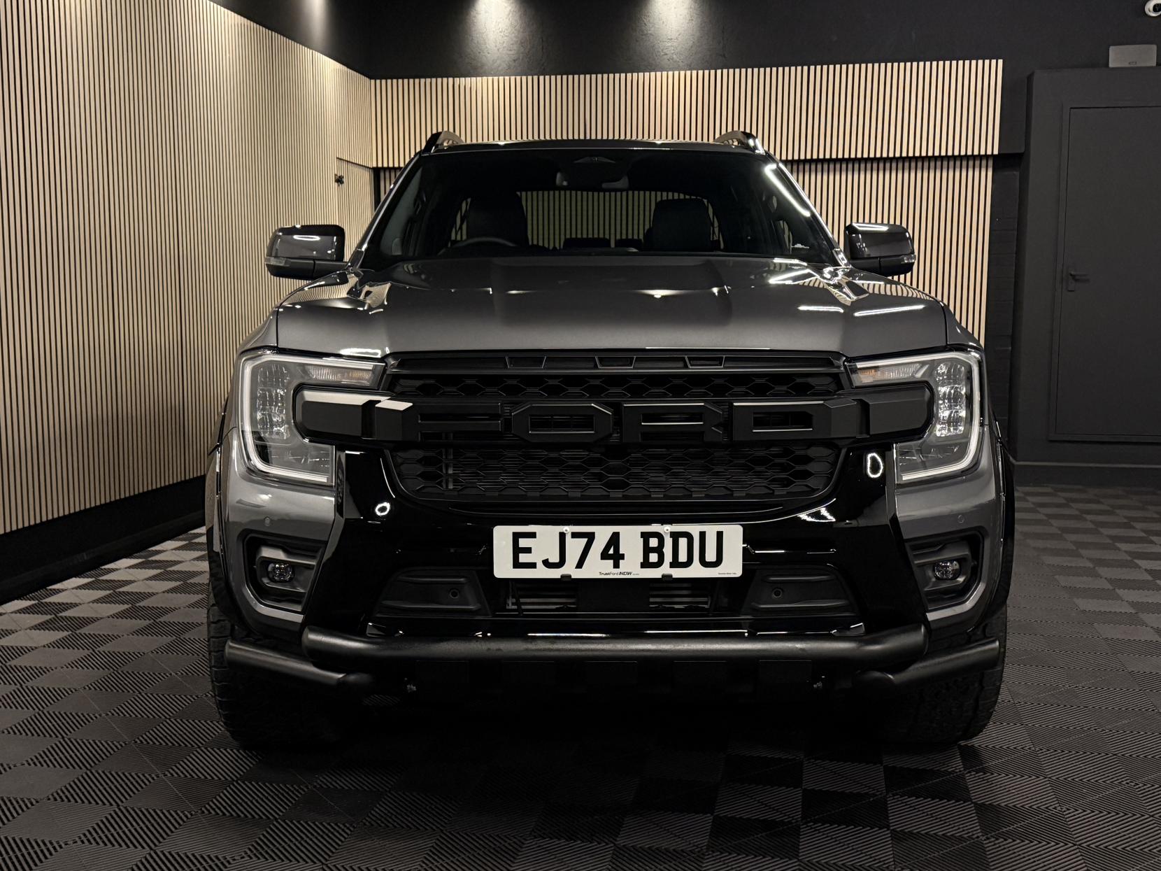 Ford Ranger 2.0 TD EcoBlue Wildtrak Pickup Double Cab 4dr Diesel Auto 4WD Euro 6 (s/s) (205 ps)