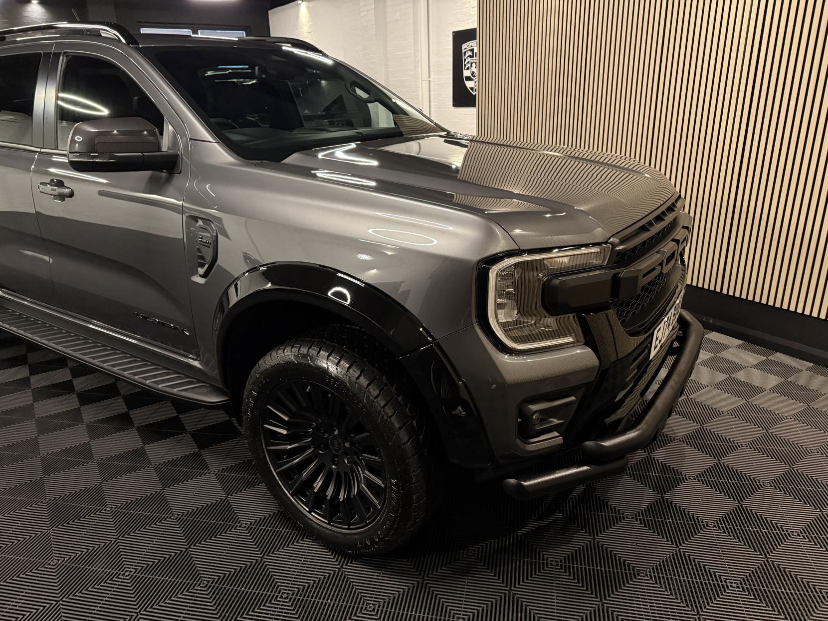 Ford Ranger 2.0 TD EcoBlue Wildtrak Pickup Double Cab 4dr Diesel Auto 4WD Euro 6 (s/s) (205 ps)