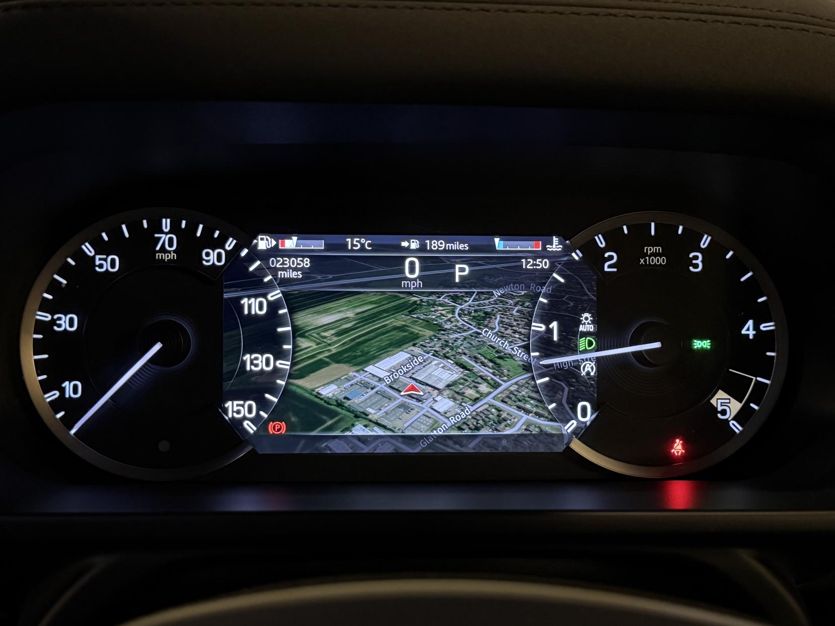 Land Rover Defender 90 3.0 D250 MHEV Hard Top SUV 3dr Diesel Auto 4WD SWB Euro 6 (s/s) (250 ps)