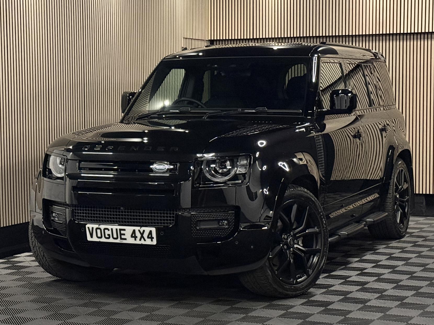 Land Rover Defender 110 3.0 D250 MHEV SE Hard Top SUV 5dr Diesel Auto 4WD MWB Euro 6 (s/s) (250 ps)