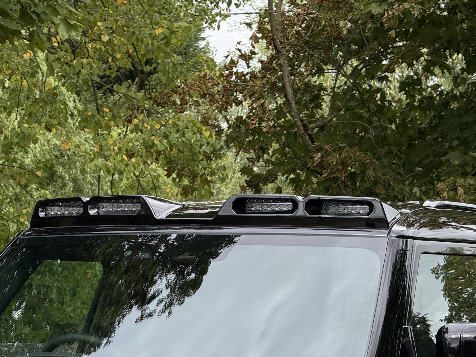 Land Rover Defender 90 3.0 D250 MHEV X-Dynamic SE Hard Top SUV 3dr Diesel Auto 4WD SWB Euro 6 (s/s) (249 ps)