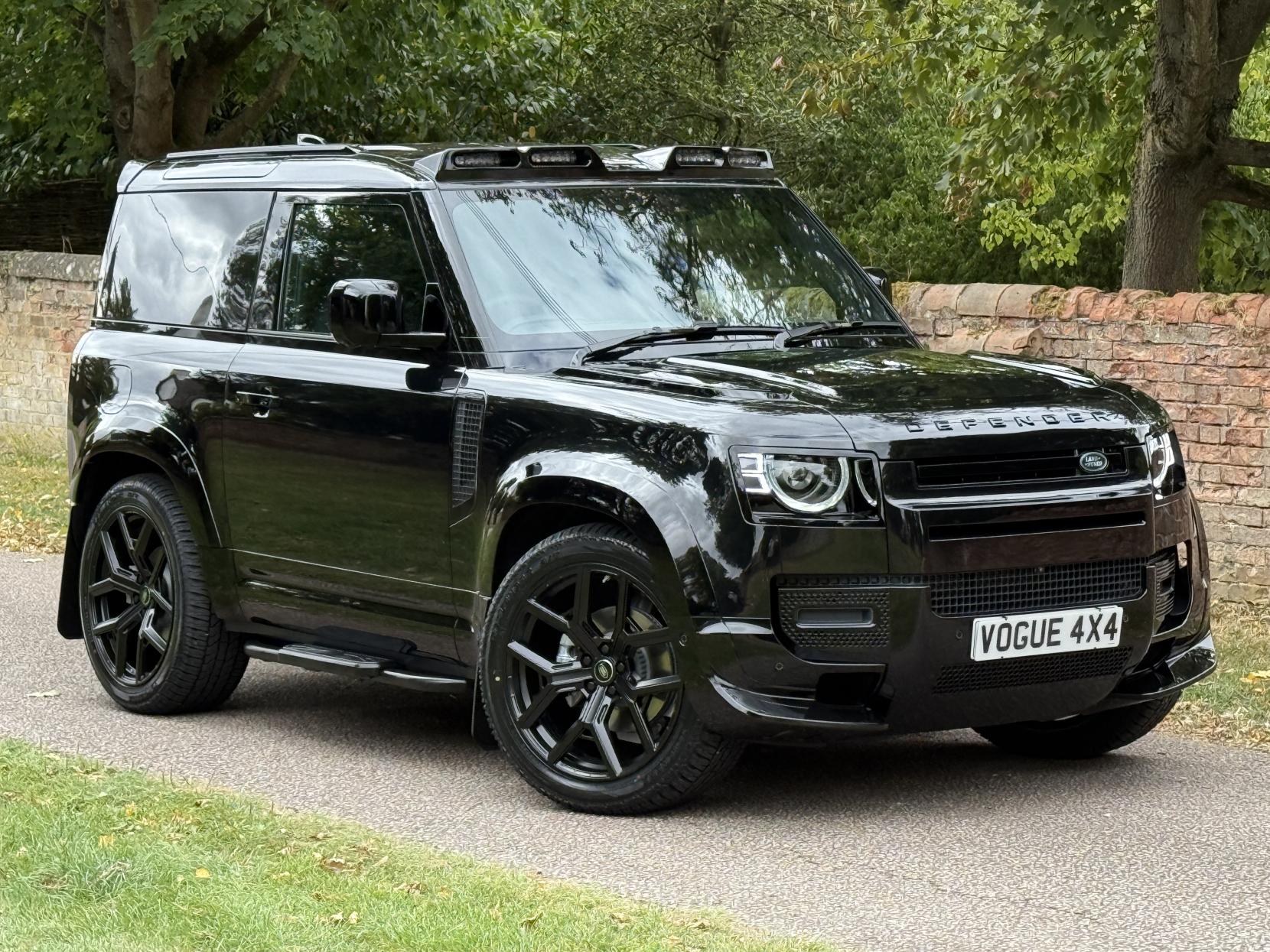 Land Rover Defender 90 3.0 D250 MHEV X-Dynamic SE Hard Top SUV 3dr Diesel Auto 4WD SWB Euro 6 (s/s) (249 ps)