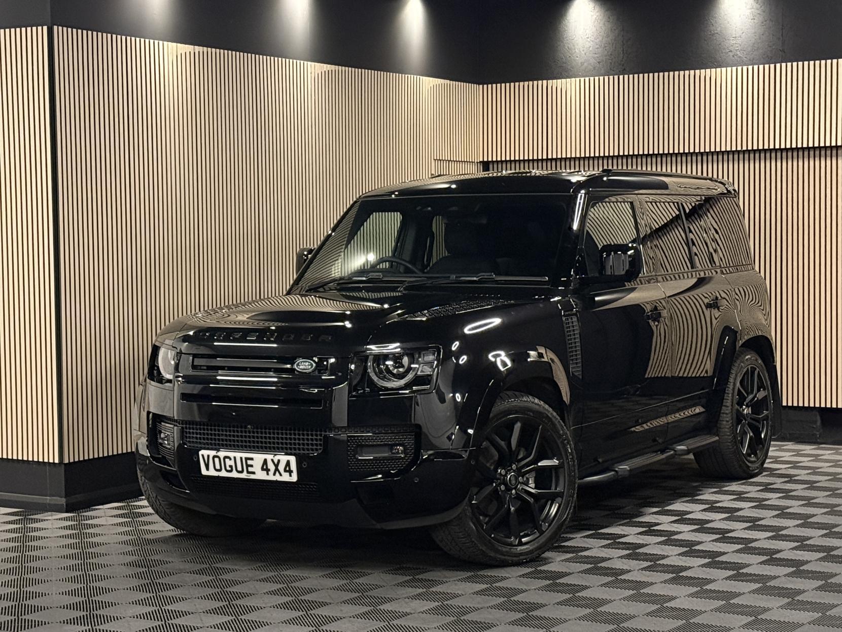 Land Rover Defender 110 3.0 D250 MHEV SE Hard Top SUV 5dr Diesel Auto 4WD MWB Euro 6 (s/s) (250 ps)