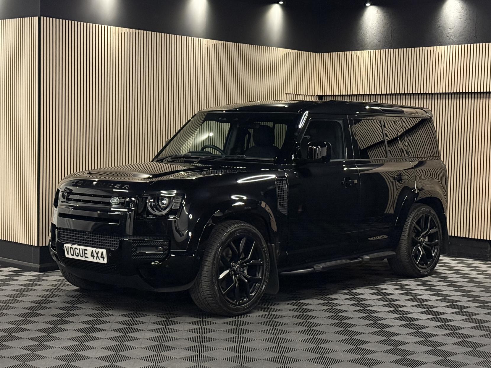 Land Rover Defender 110 3.0 D250 MHEV SE Hard Top SUV 5dr Diesel Auto 4WD MWB Euro 6 (s/s) (250 ps)