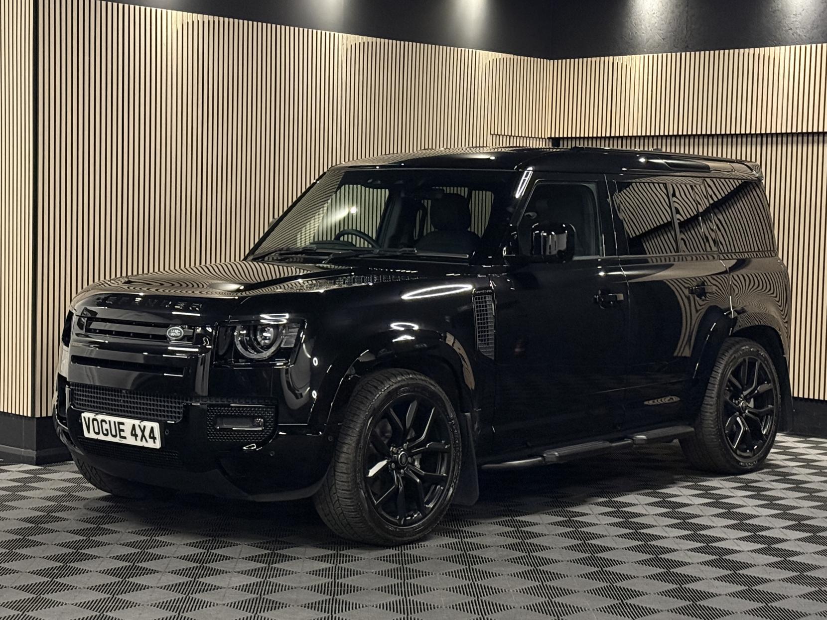 Land Rover Defender 110 3.0 D250 MHEV SE Hard Top SUV 5dr Diesel Auto 4WD MWB Euro 6 (s/s) (250 ps)