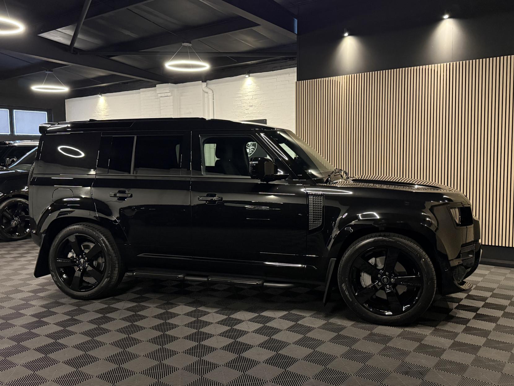 Land Rover Defender 110 3.0 D350 MHEV X-Dynamic HSE Hard Top SUV 5dr Diesel Auto 4WD MWB Euro 6 (s/s) (350 ps)