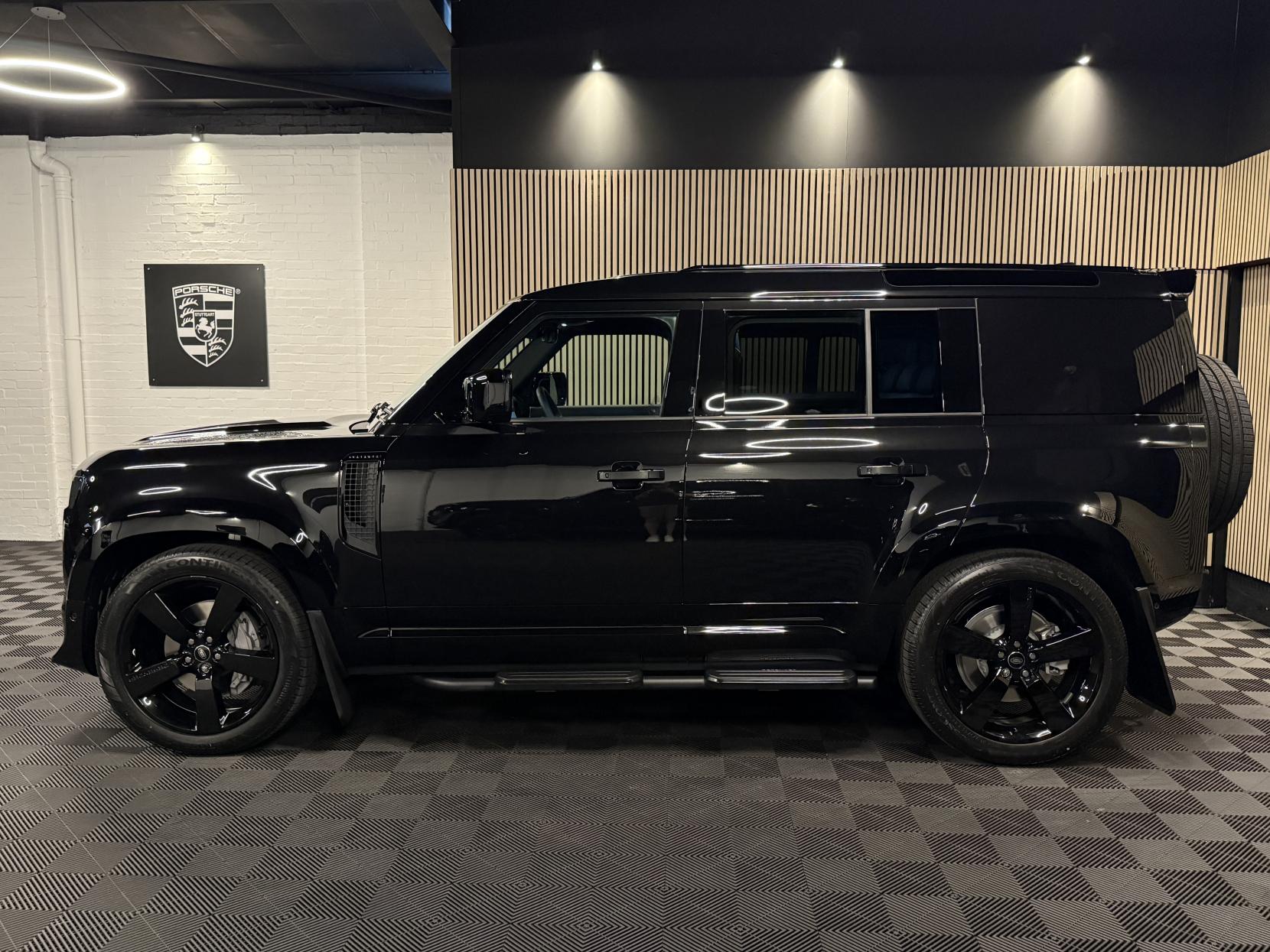 Land Rover Defender 110 3.0 D350 MHEV X-Dynamic HSE Hard Top SUV 5dr Diesel Auto 4WD MWB Euro 6 (s/s) (350 ps)