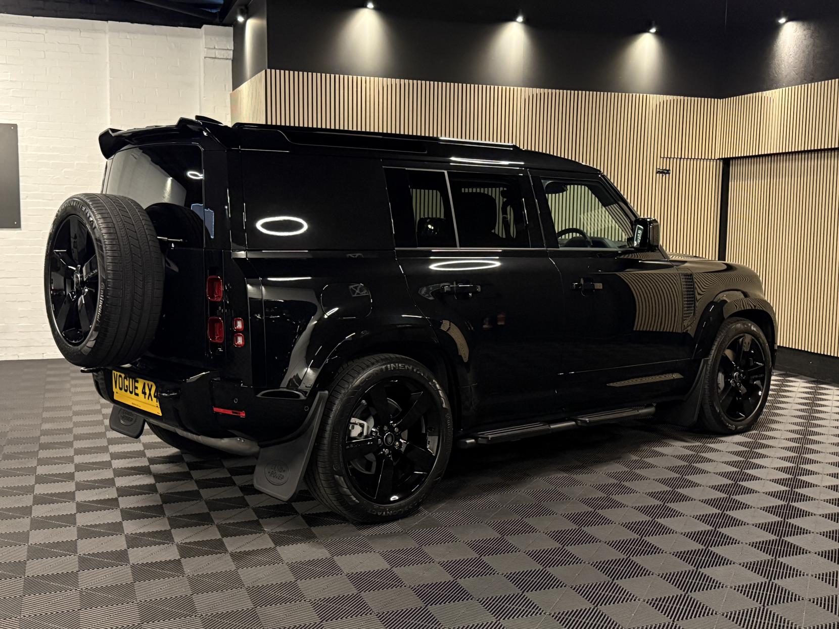 Land Rover Defender 110 3.0 D350 MHEV X-Dynamic HSE Hard Top SUV 5dr Diesel Auto 4WD MWB Euro 6 (s/s) (350 ps)