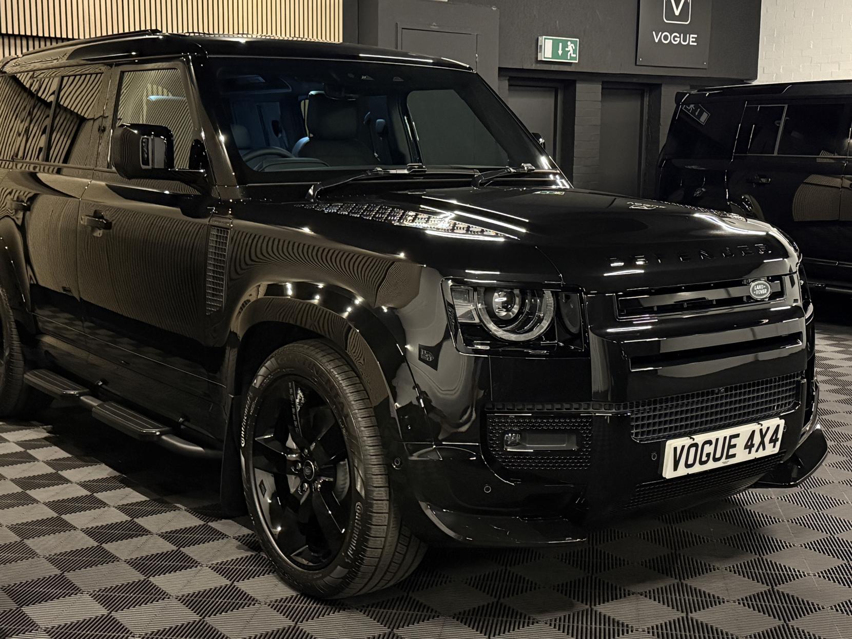 Land Rover Defender 110 3.0 D350 MHEV X-Dynamic HSE Hard Top SUV 5dr Diesel Auto 4WD MWB Euro 6 (s/s) (350 ps)