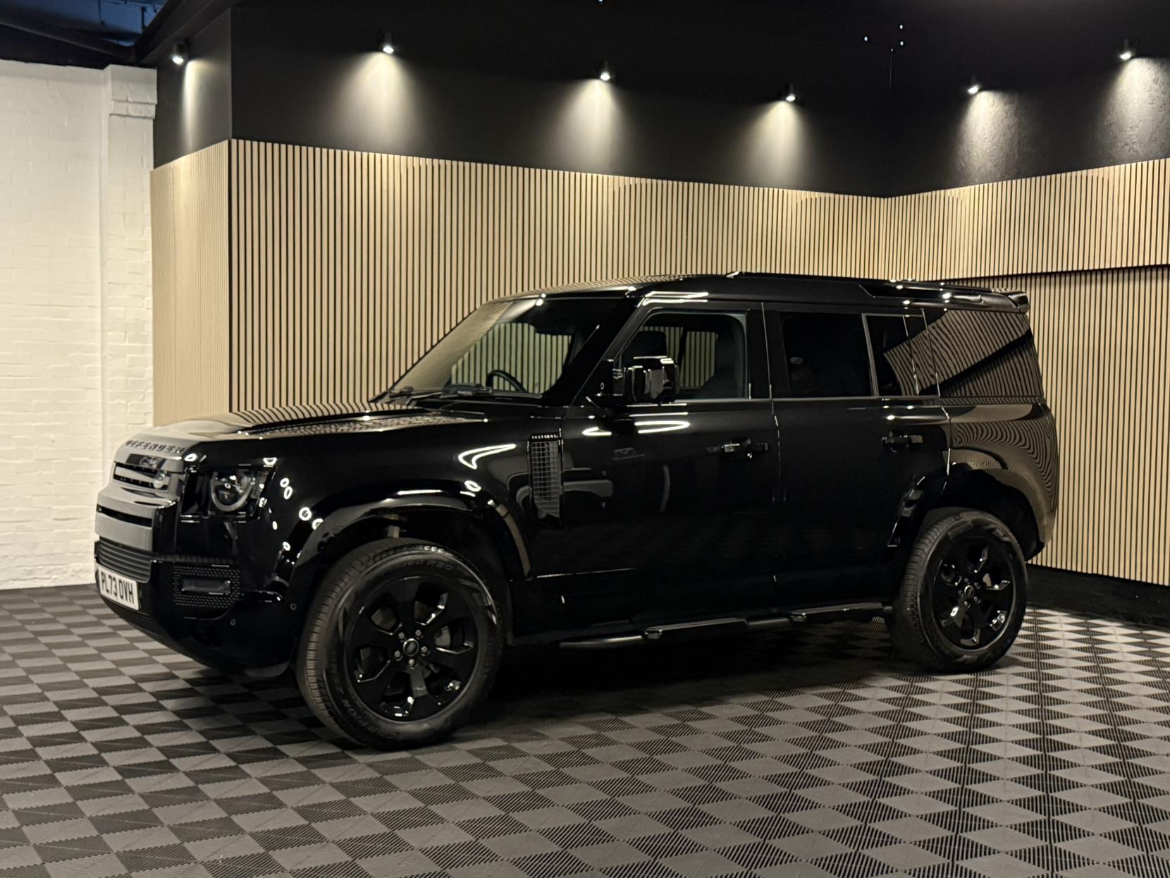 Land Rover Defender 110 3.0 D250 MHEV HSE Hard Top SUV 5dr Diesel Auto 4WD MWB Euro 6 (s/s) (250 ps)