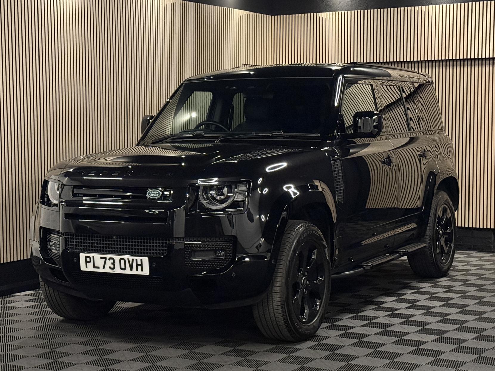 Land Rover Defender 110 3.0 D250 MHEV HSE Hard Top SUV 5dr Diesel Auto 4WD MWB Euro 6 (s/s) (250 ps)
