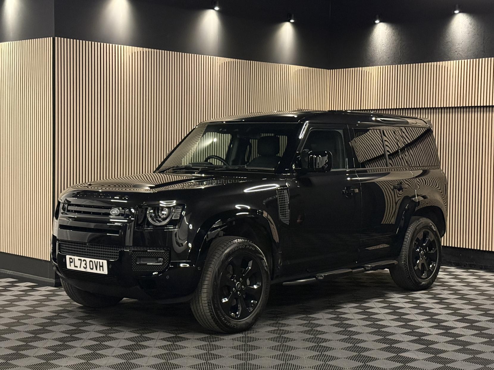 Land Rover Defender 110 3.0 D250 MHEV HSE Hard Top SUV 5dr Diesel Auto 4WD MWB Euro 6 (s/s) (250 ps)