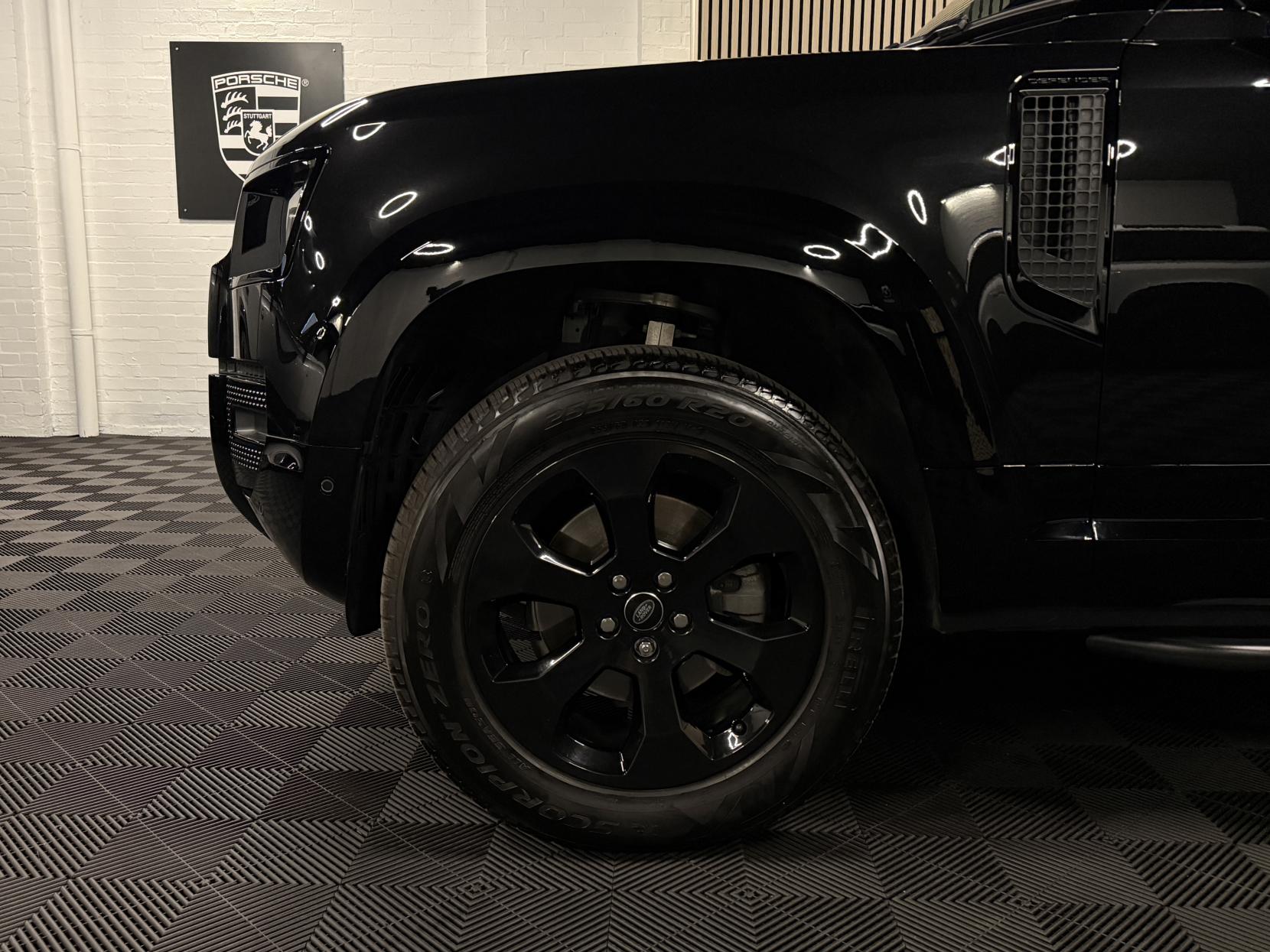 Land Rover Defender 110 3.0 D250 MHEV HSE Hard Top SUV 5dr Diesel Auto 4WD MWB Euro 6 (s/s) (250 ps)