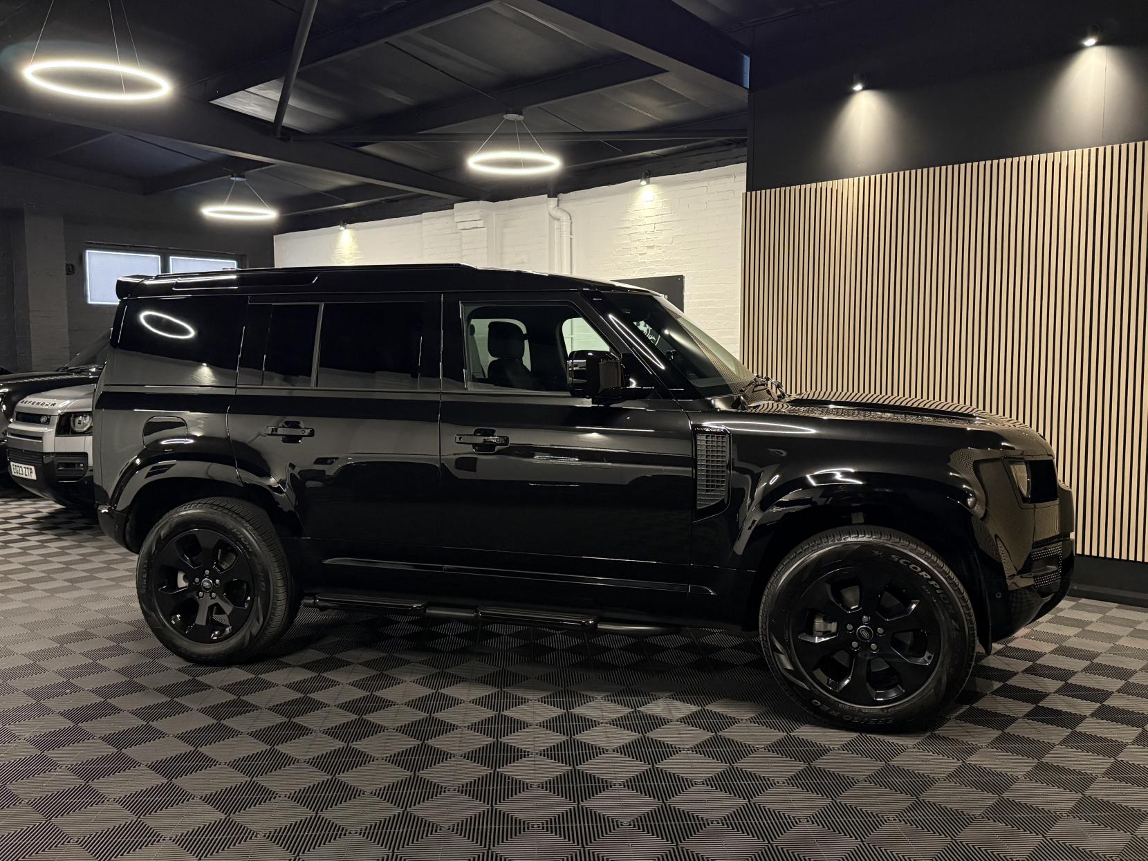 Land Rover Defender 110 3.0 D250 MHEV HSE Hard Top SUV 5dr Diesel Auto 4WD MWB Euro 6 (s/s) (250 ps)