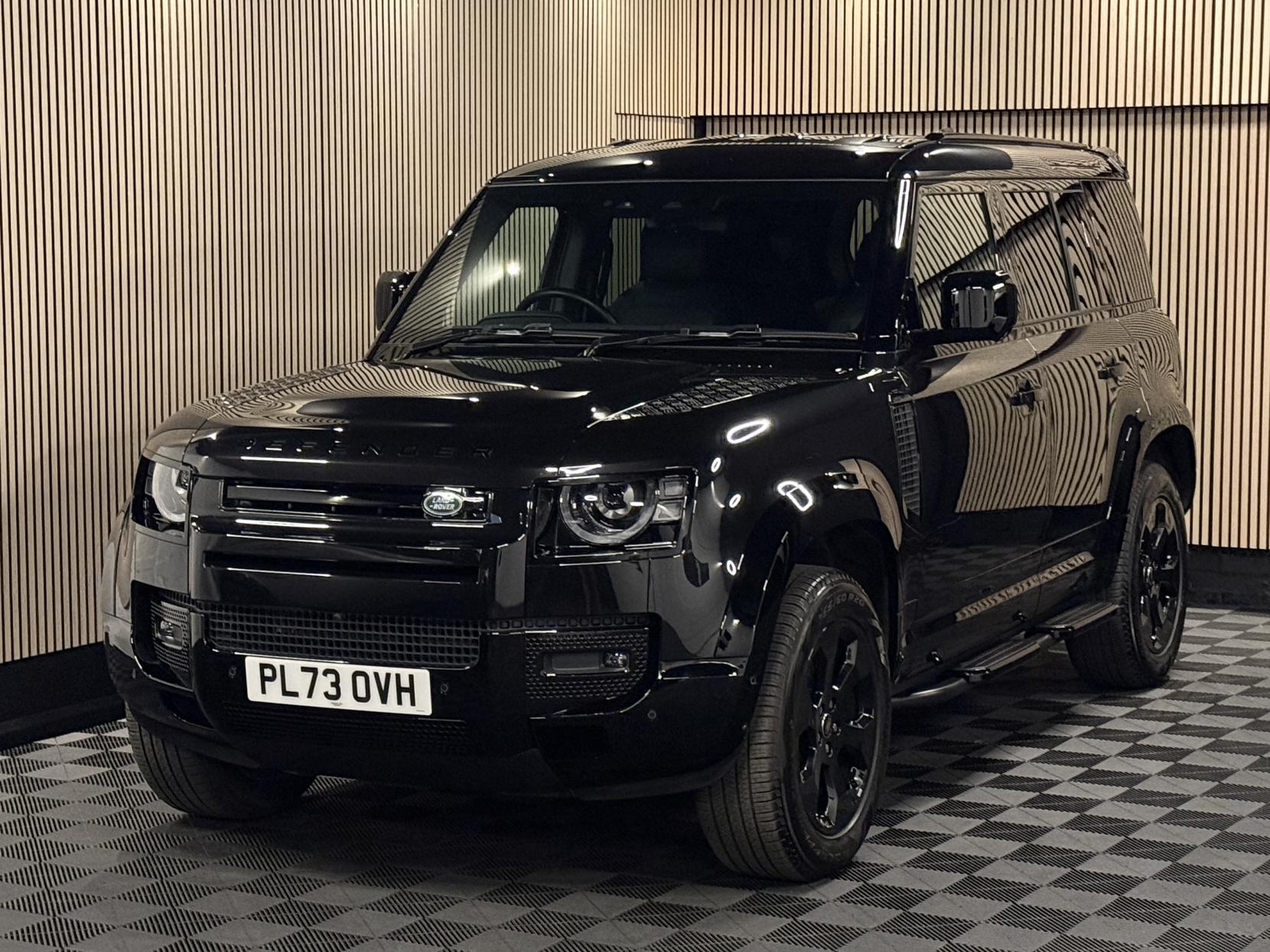 Land Rover Defender 110 3.0 D250 MHEV HSE Hard Top SUV 5dr Diesel Auto 4WD MWB Euro 6 (s/s) (250 ps)